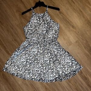 Francesca’s Leopard Print Chiffon Dress/Size Medium